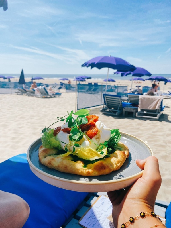 Geniet van Tijn's authentieke strandkeuken!